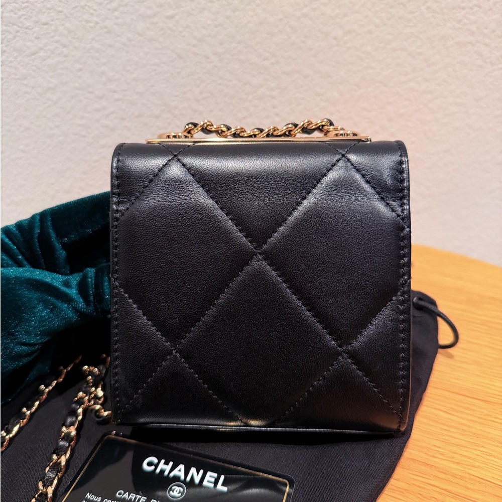 Chanel Lambskin Mini Trendy CC/Clutch Chain - Picture 5 of 14